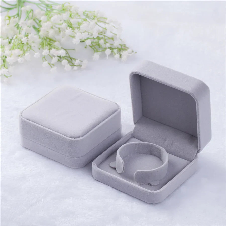 Velvet Bracelet Box High Quality Necklace Jewelry Storage Boxes Bangle Case Proposal Engagement Wedding Counter Display Packing